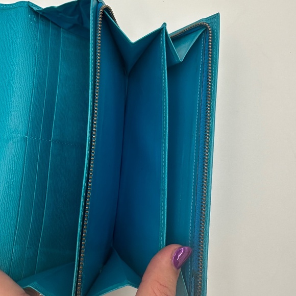Yves Saint Laurent Envelope Wallet - Picture 10 of 12